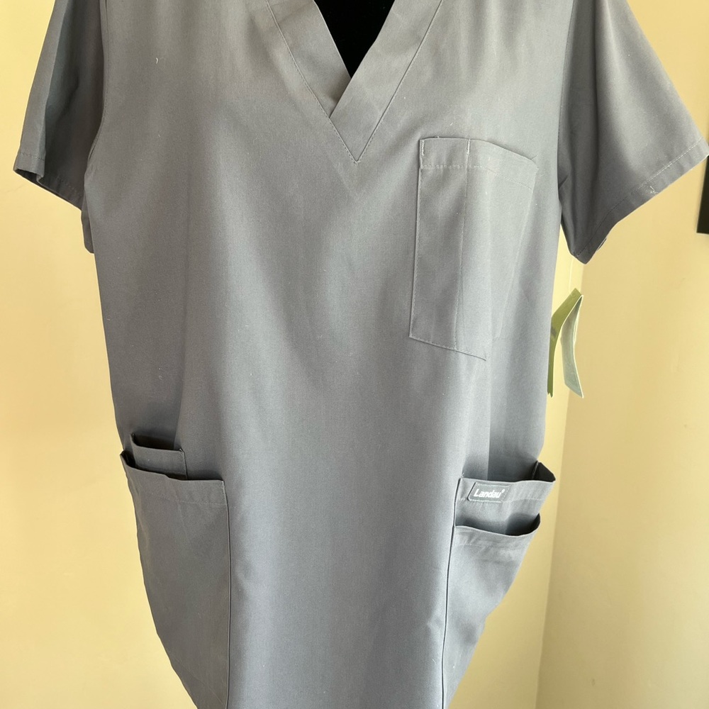 NWT Landau Mens 5 Pocket Scrub Top Multiple Sizes/Colors